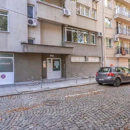 Apartment Lion's Bridge Sunny One Bedroom