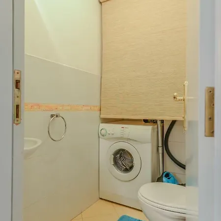Lion's Bridge Sunny One Bedroom * Sofia